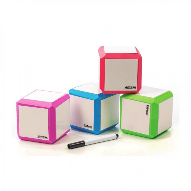 Žaidimų kubeliai su nutrinamu rašikliu