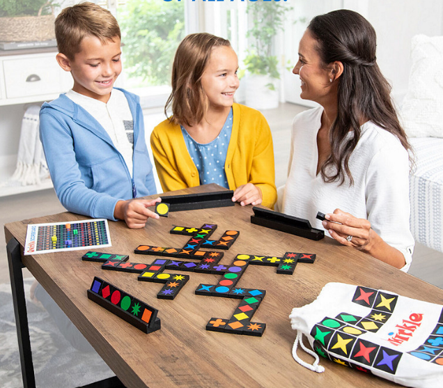 Stalo žaidimai: magija, kuri kuria prasmingas šeimos akimirkas ir ugdo vaikus 